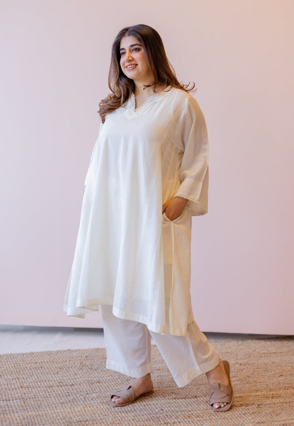 Soha Off White Solid Handloom Cotton Anti-Fit Kurta