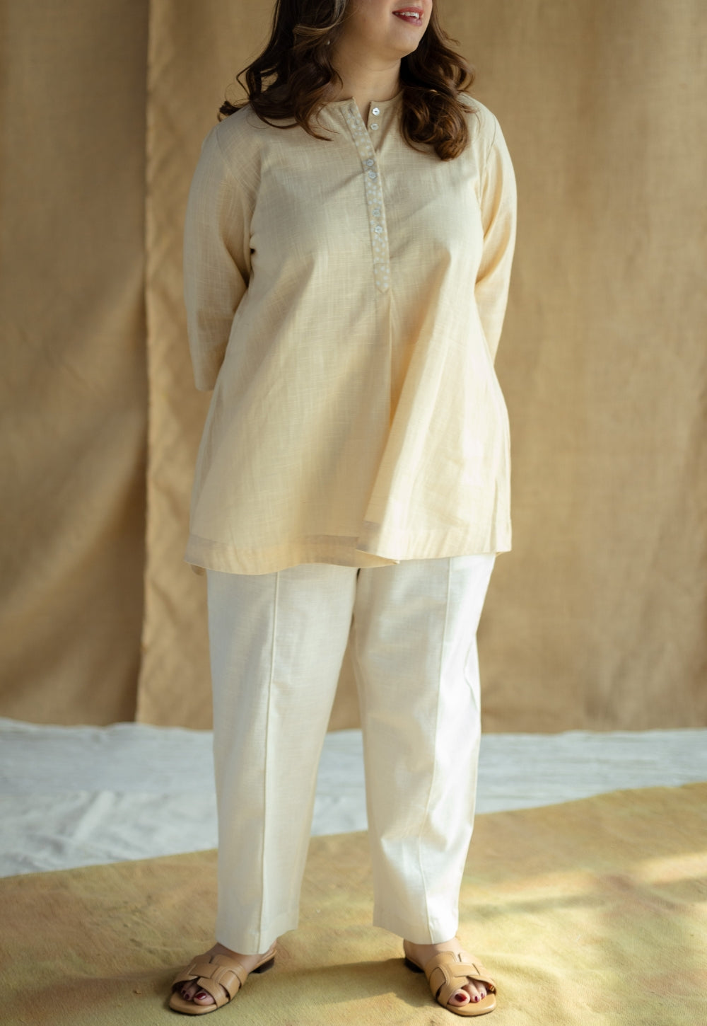 Afifa Cream Solid Slub Cotton A Line Short Top