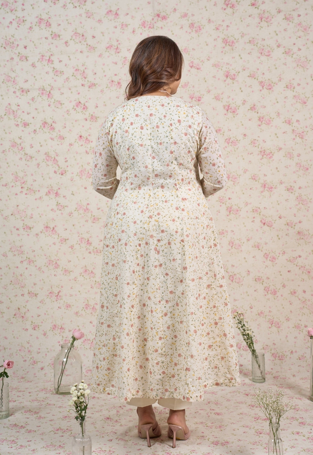 Tira White Sanganeri Mul Cotton Kali Kurta