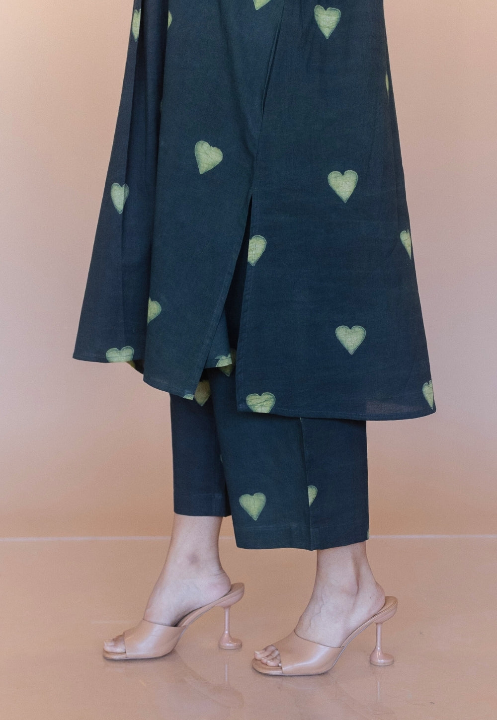 Ayaat Green Dabu Cotton Anti-Fit Kurta Set (Set Of 2)