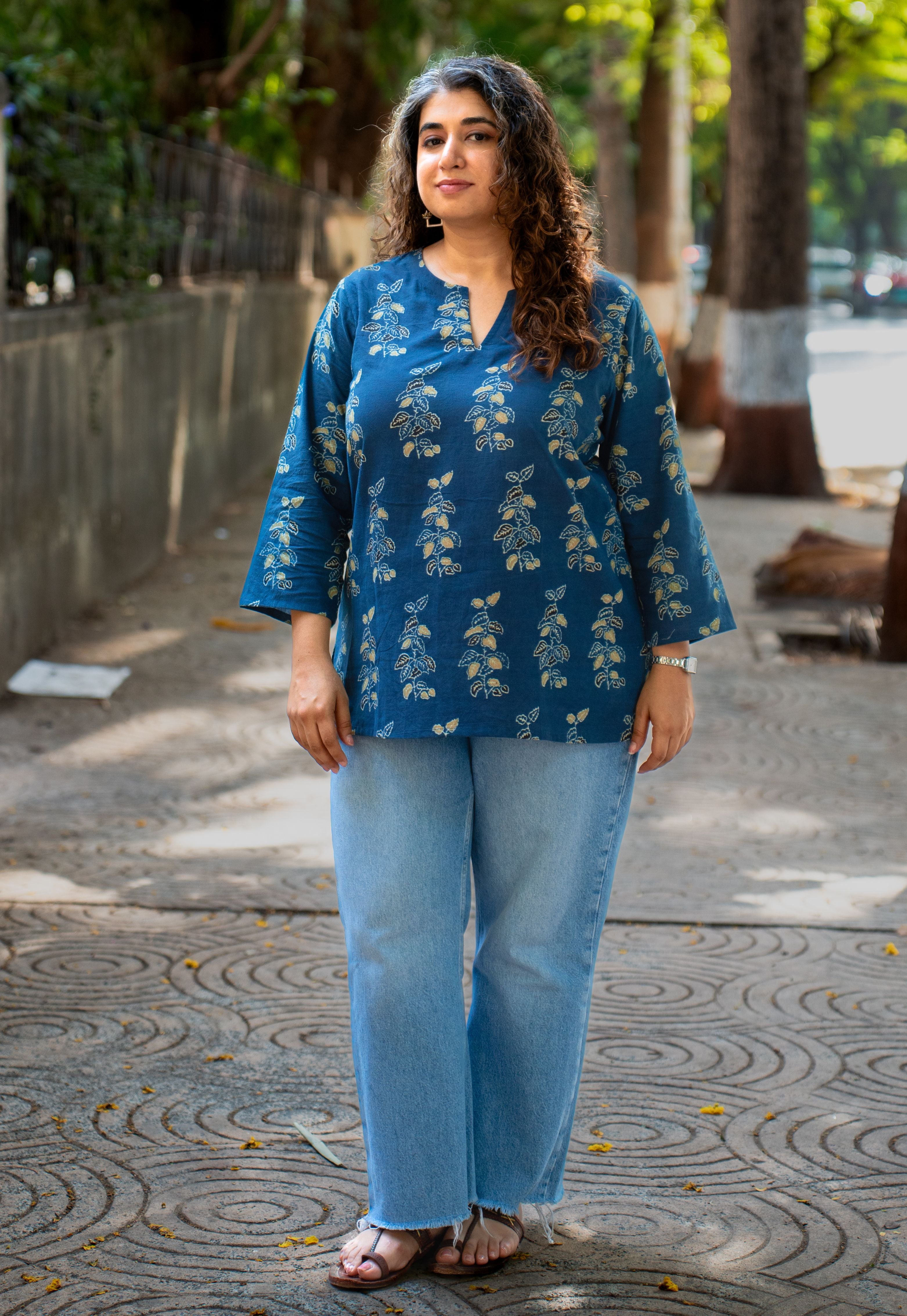 Anvi Blue Ajrakh Cotton Straight Short Top