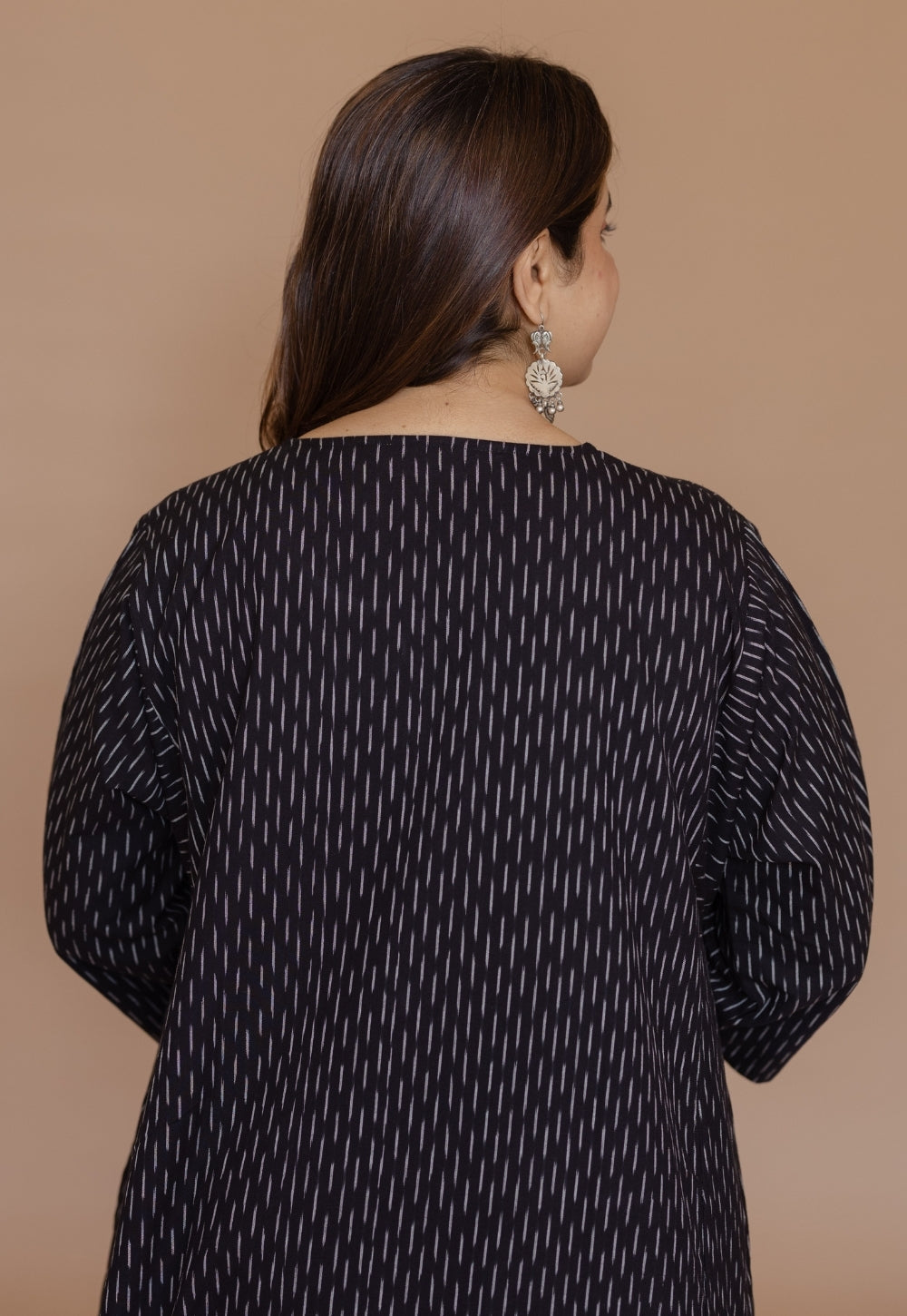 Alizah Black Handloom Ikkat Cotton Jhabbha Kali Kurta