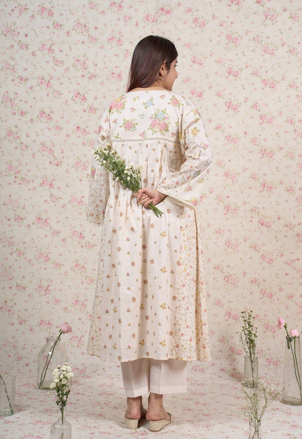 Yashi White Sanganeri Mul Cotton Straight Pant