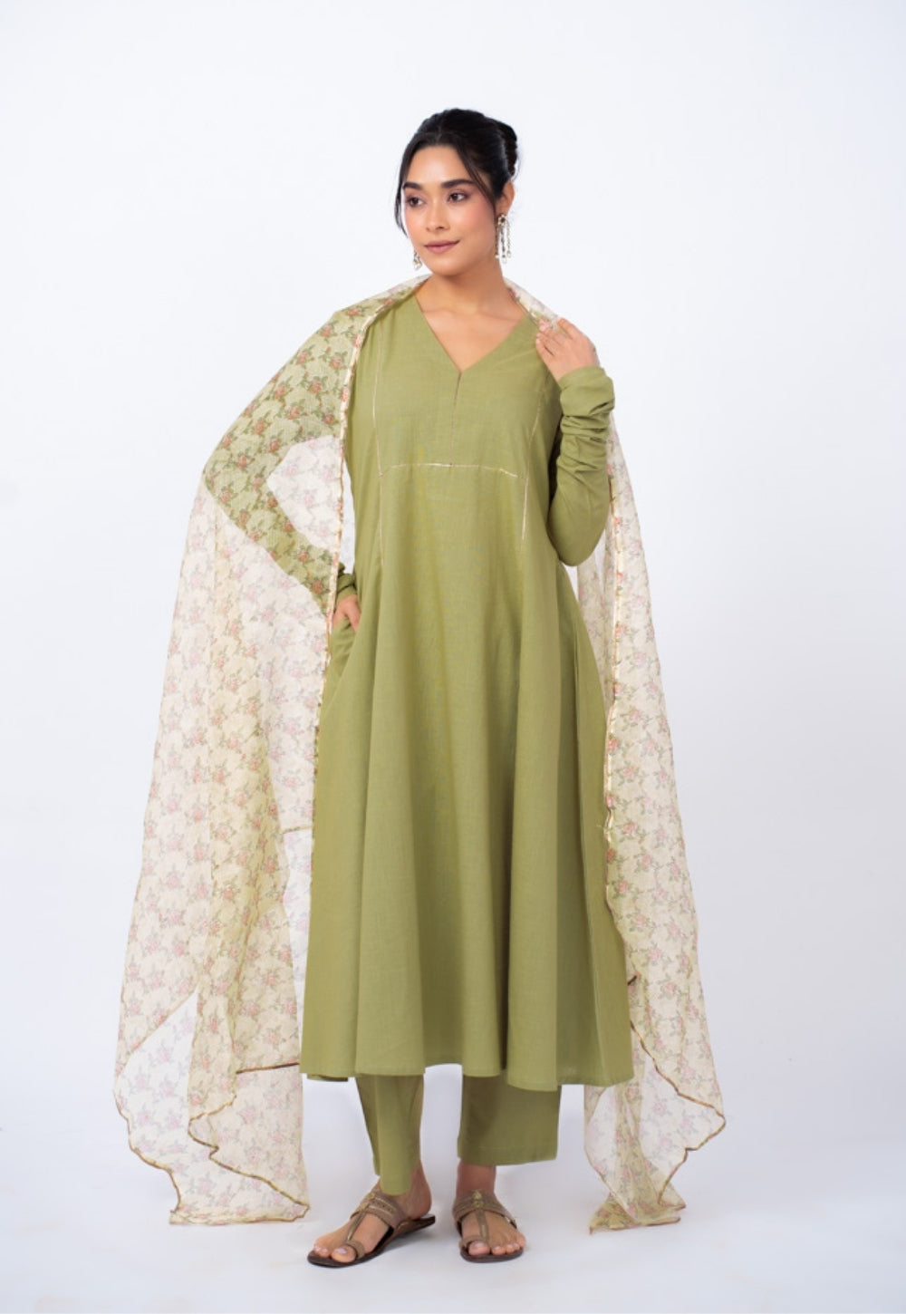 Yalini Green Solid Slub Cotton Kali Kurta Suit Set with Printed Dupatta (Set of 3)