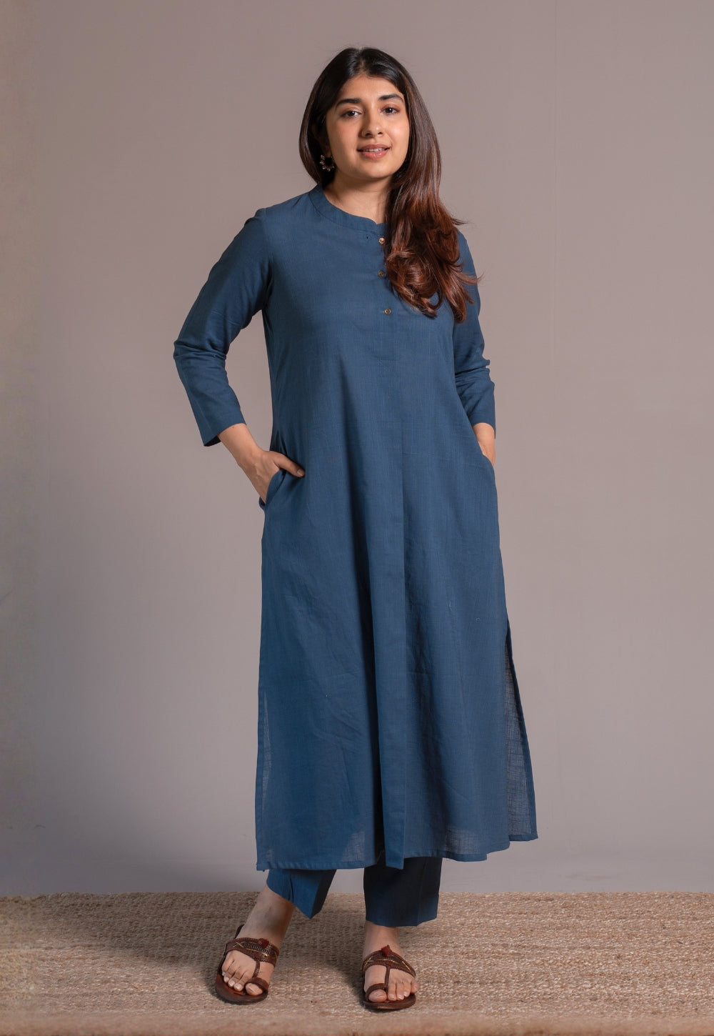 Indigo Solid Slub Cotton Straight Kurta - DyeVerse
