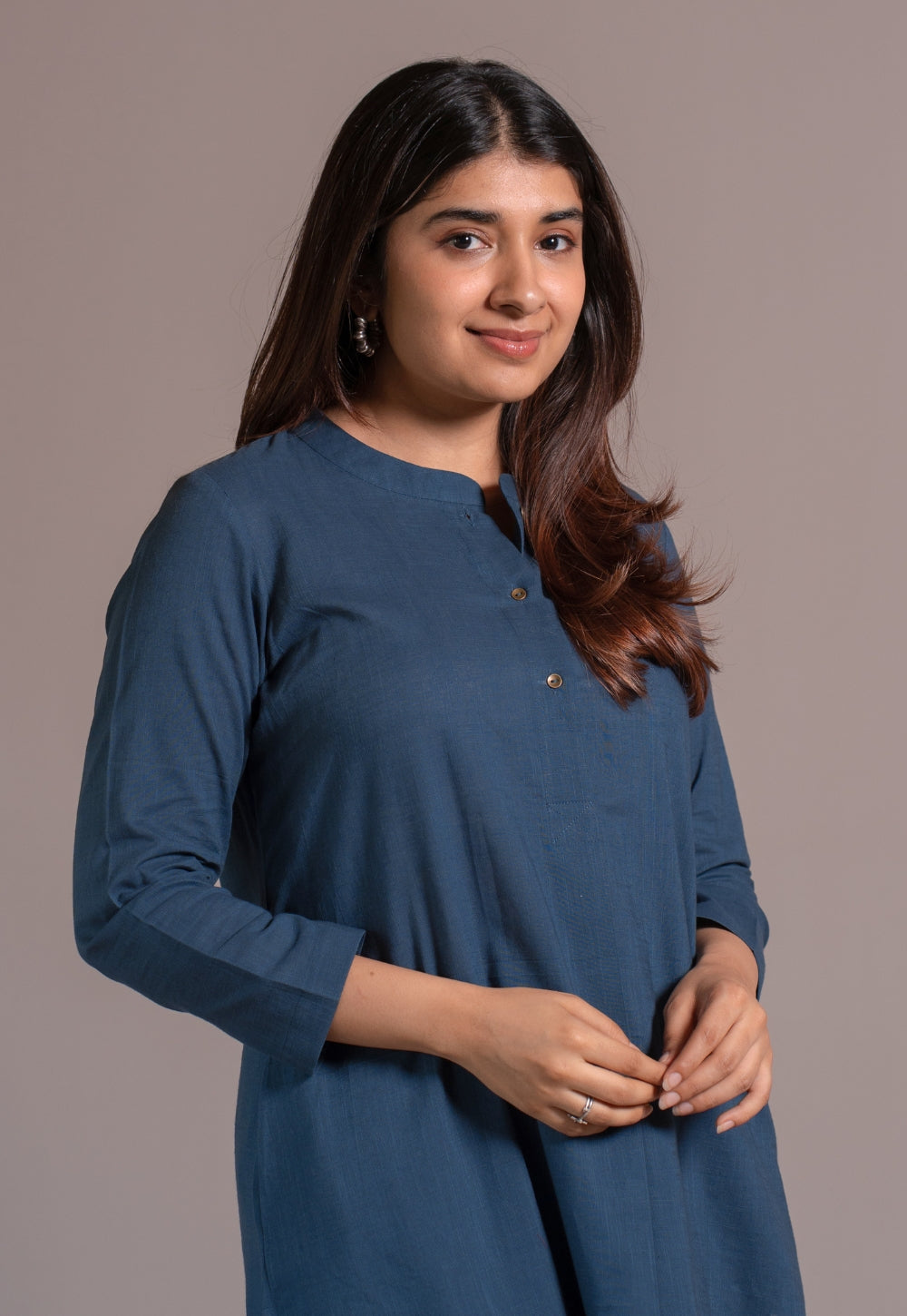 Indigo Solid Slub Cotton Straight Kurta - DyeVerse