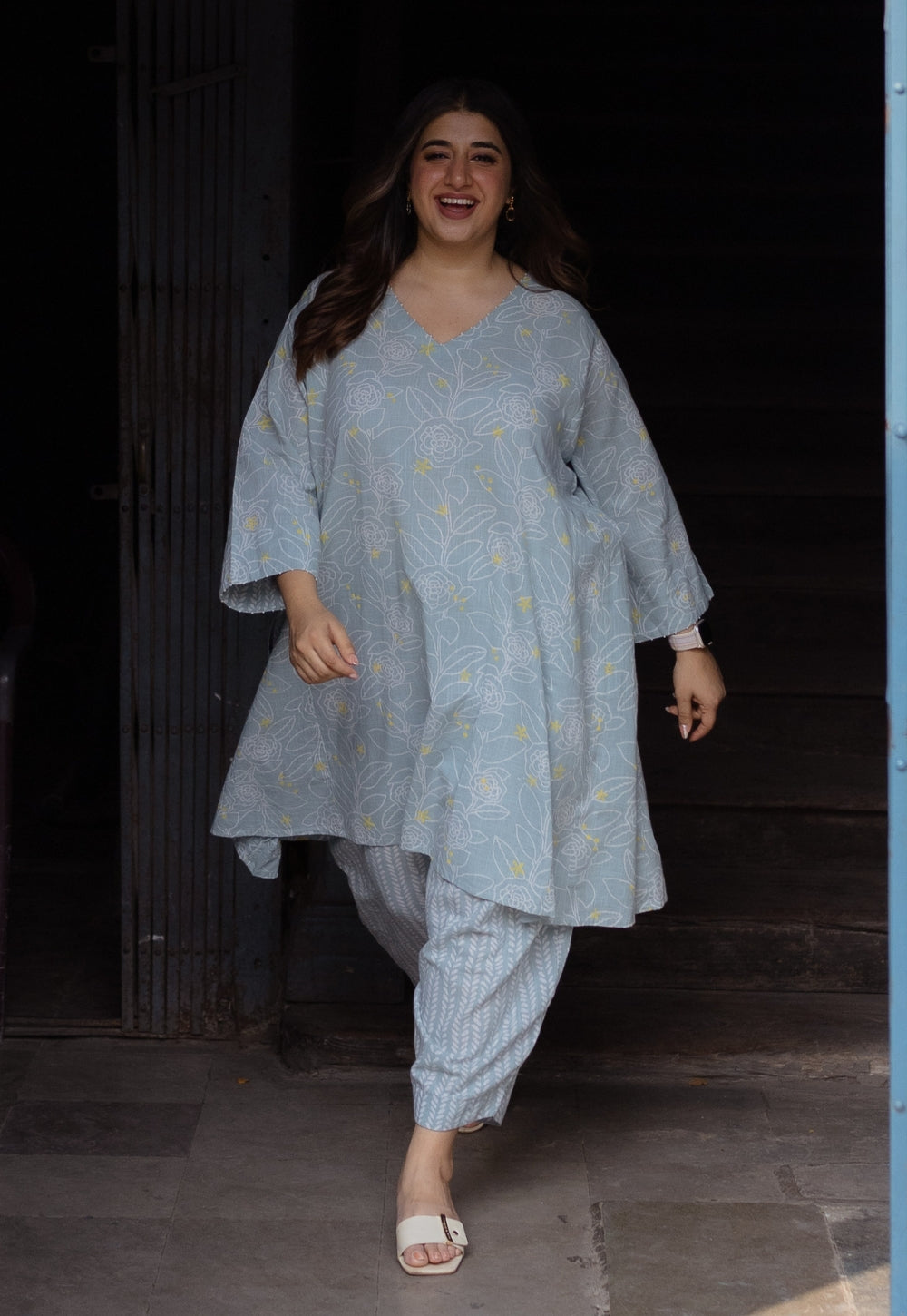 Jazmin Sky Blue Hand Block Print Slub Cotton Anti-Fit Kurta with Hand Embroidery