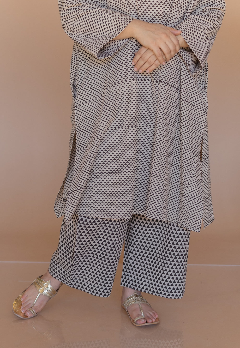 Ayaat Off White Bagru Cotton Anti-Fit Co-Ord Set