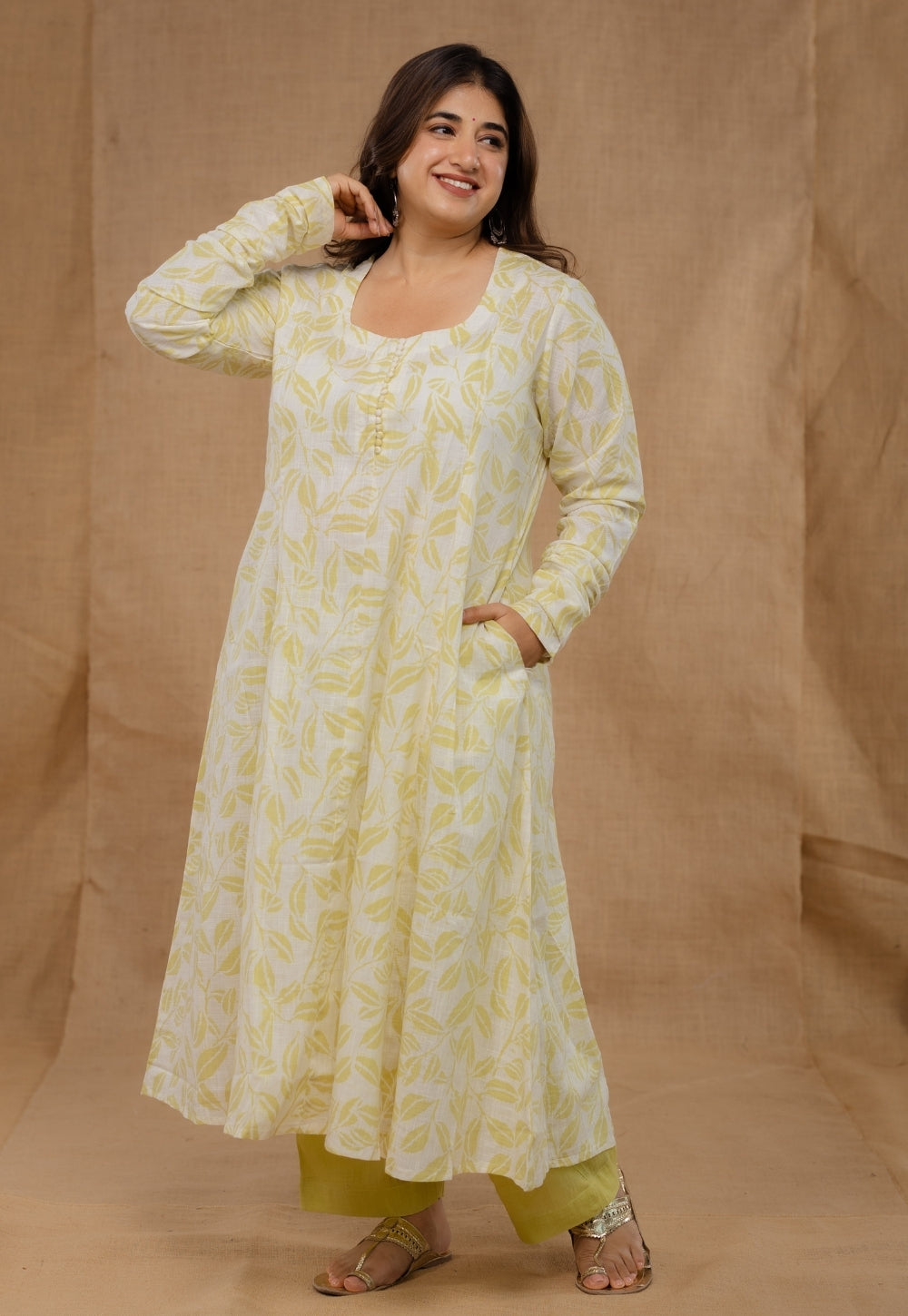 Akrita Green Hand Block Print Slub Cotton Kali Kurta