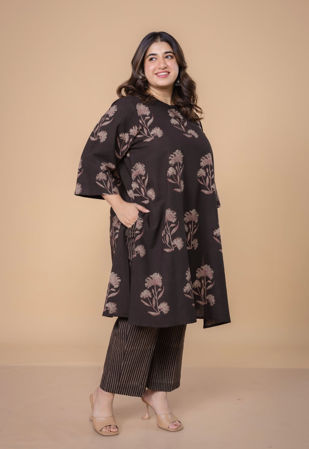 Zarina Brown Dabu Slub Cotton Straight Kurta