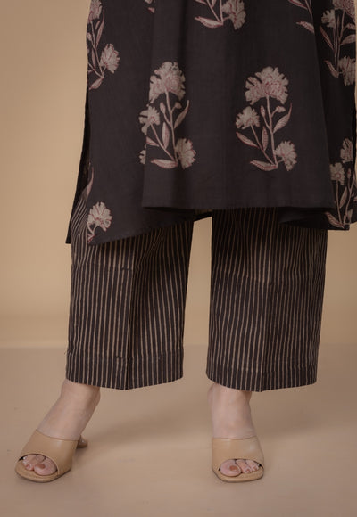 Yashi Brown Dabu Slub Cotton Straight Pant