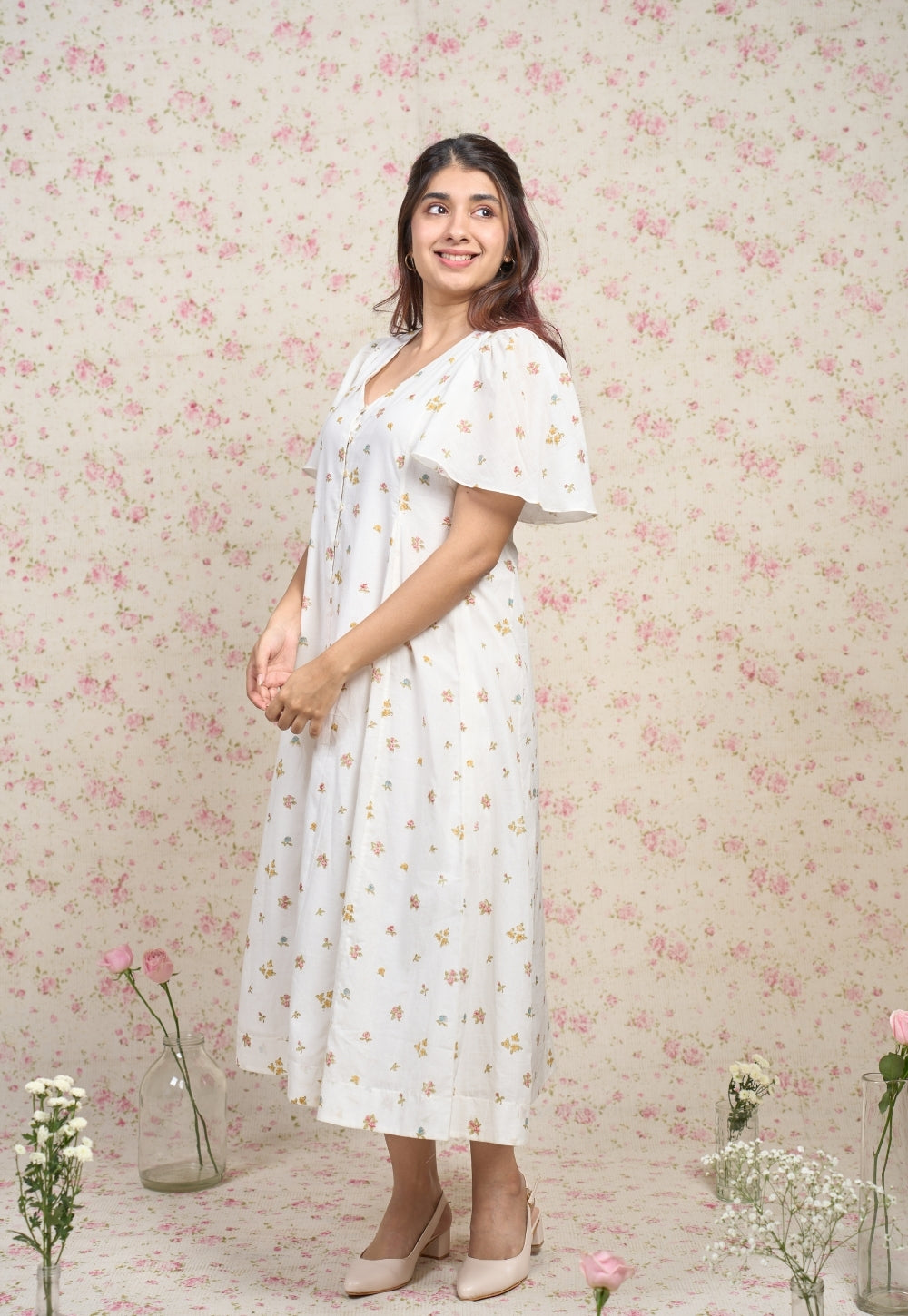 Sophia White Sangnaeri Mul Cotton A Line Dress