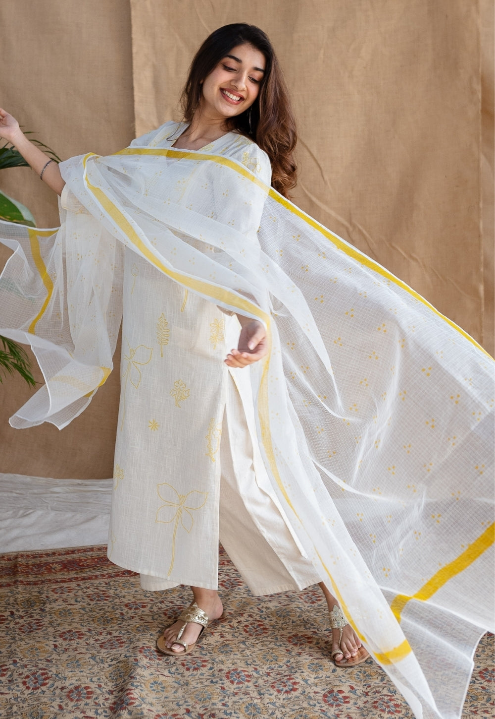 Seira Dabu Slub Cotton Hand Embroidered Kurta