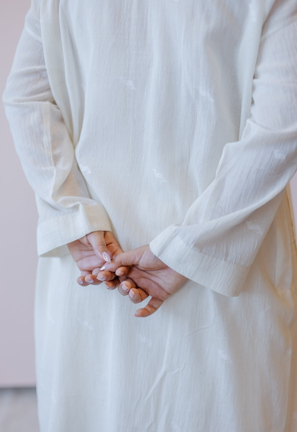 Naina Off White Jamdani Handloom Cotton Anti-Fit Kurta