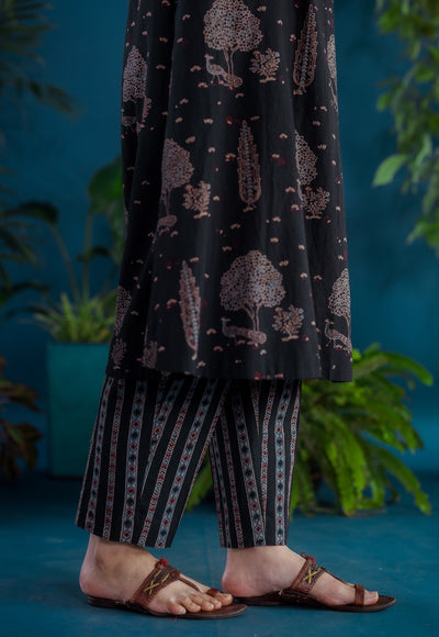 Prita Black Stripes Ajrakh Cotton Narrow Pant