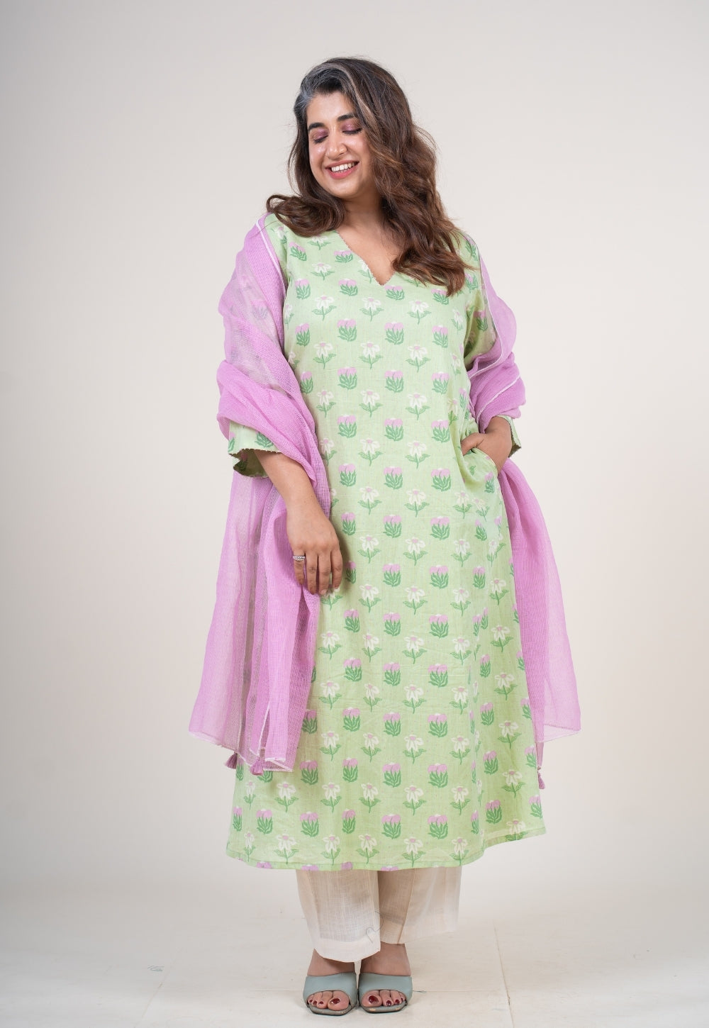 Mauve Solid Kota Doria Cotton Dupatta with Tassels