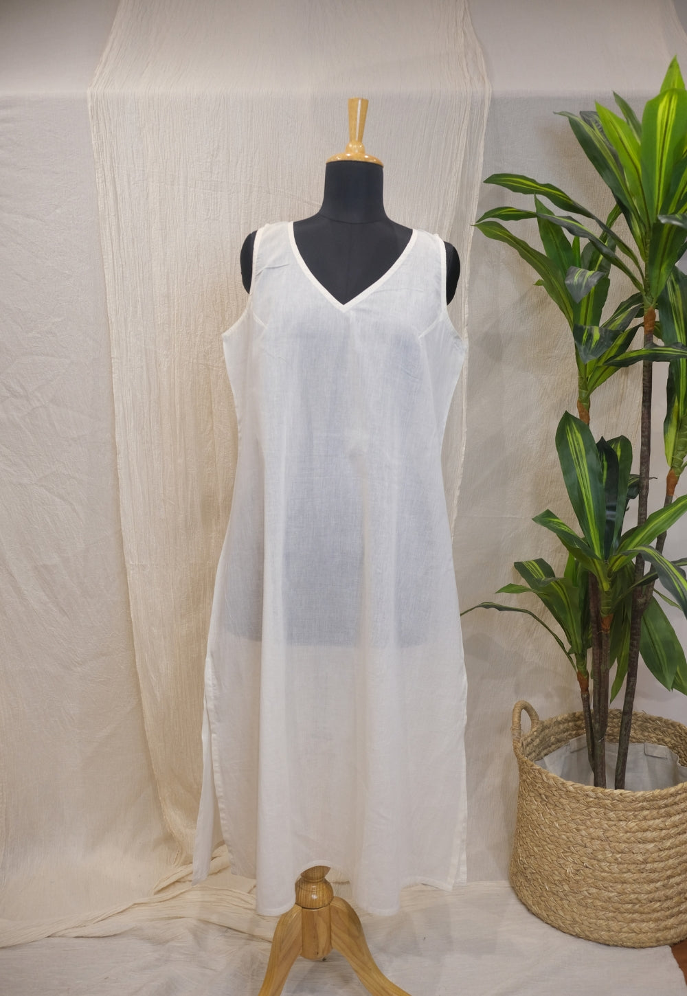 Mul Cotton A-line Slip with Slit