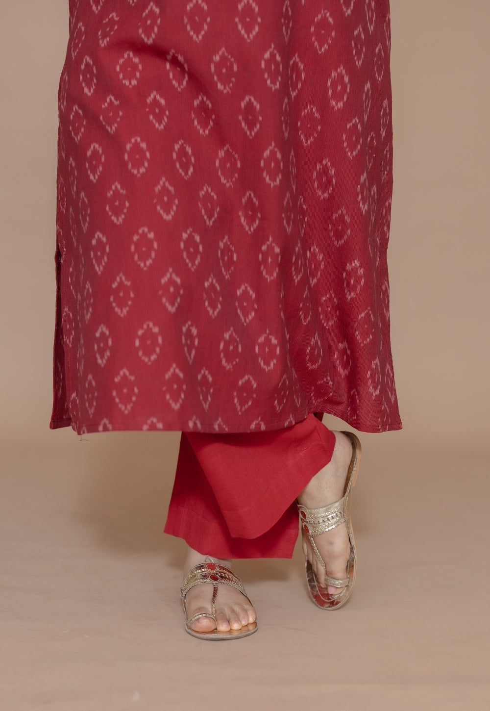 Yashi Red Solid Cotton Flex Straight Pant