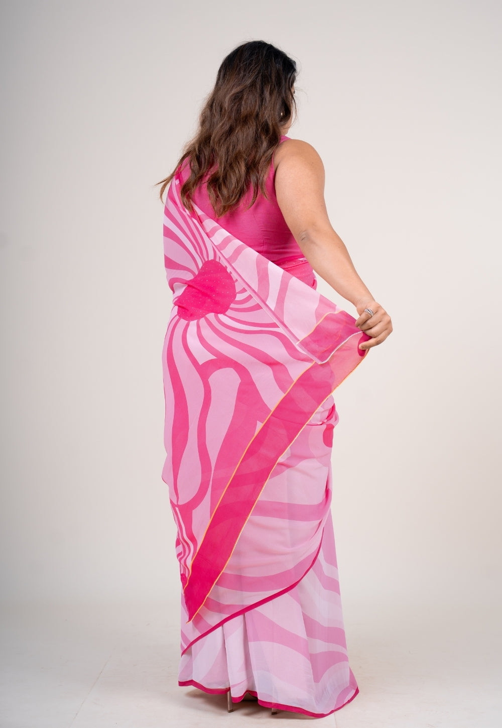 Vinisha Flamingo Pink Georgette Printed Saree