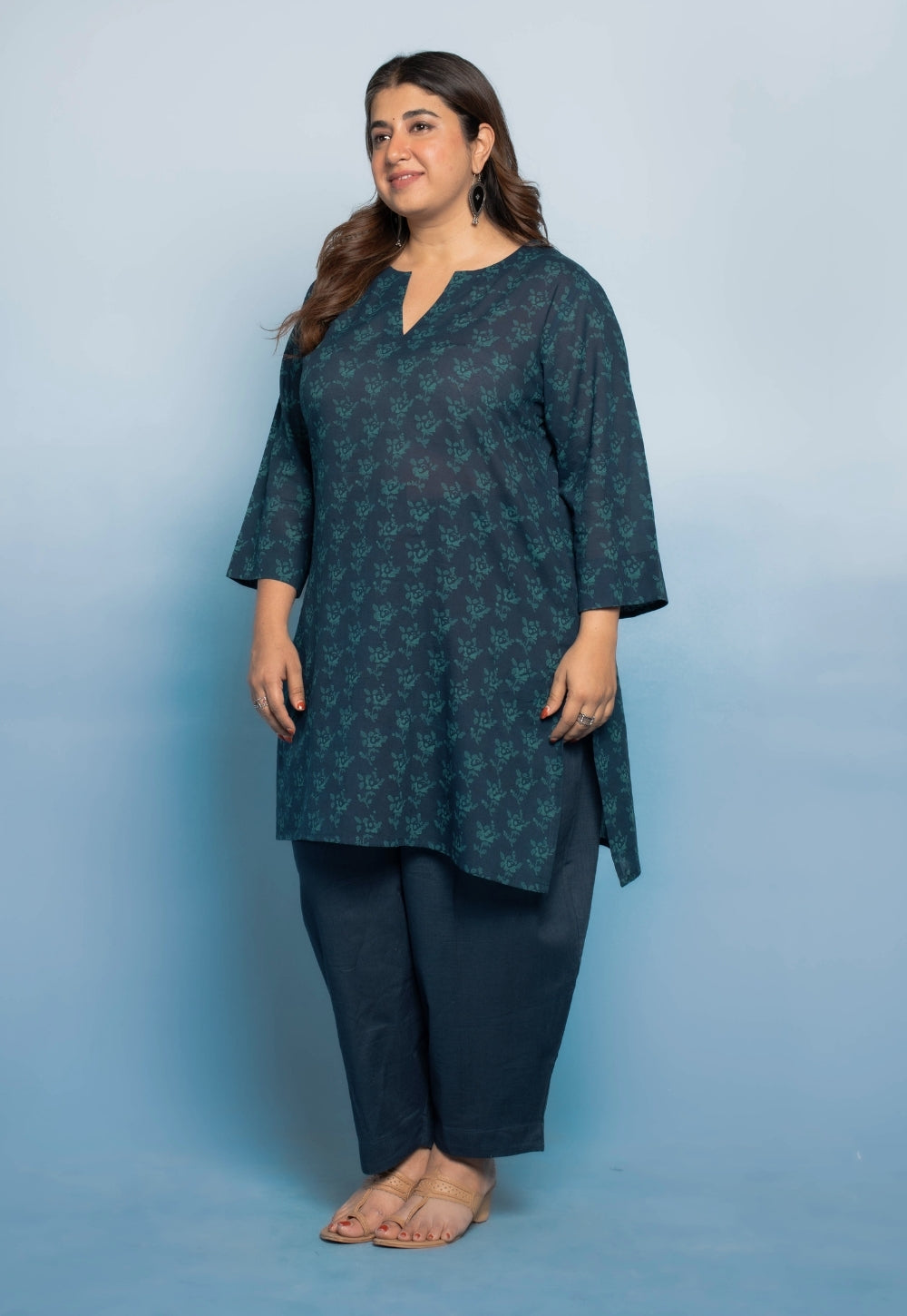 Anvi Blue Dabu Mul Cotton Straight Short Top