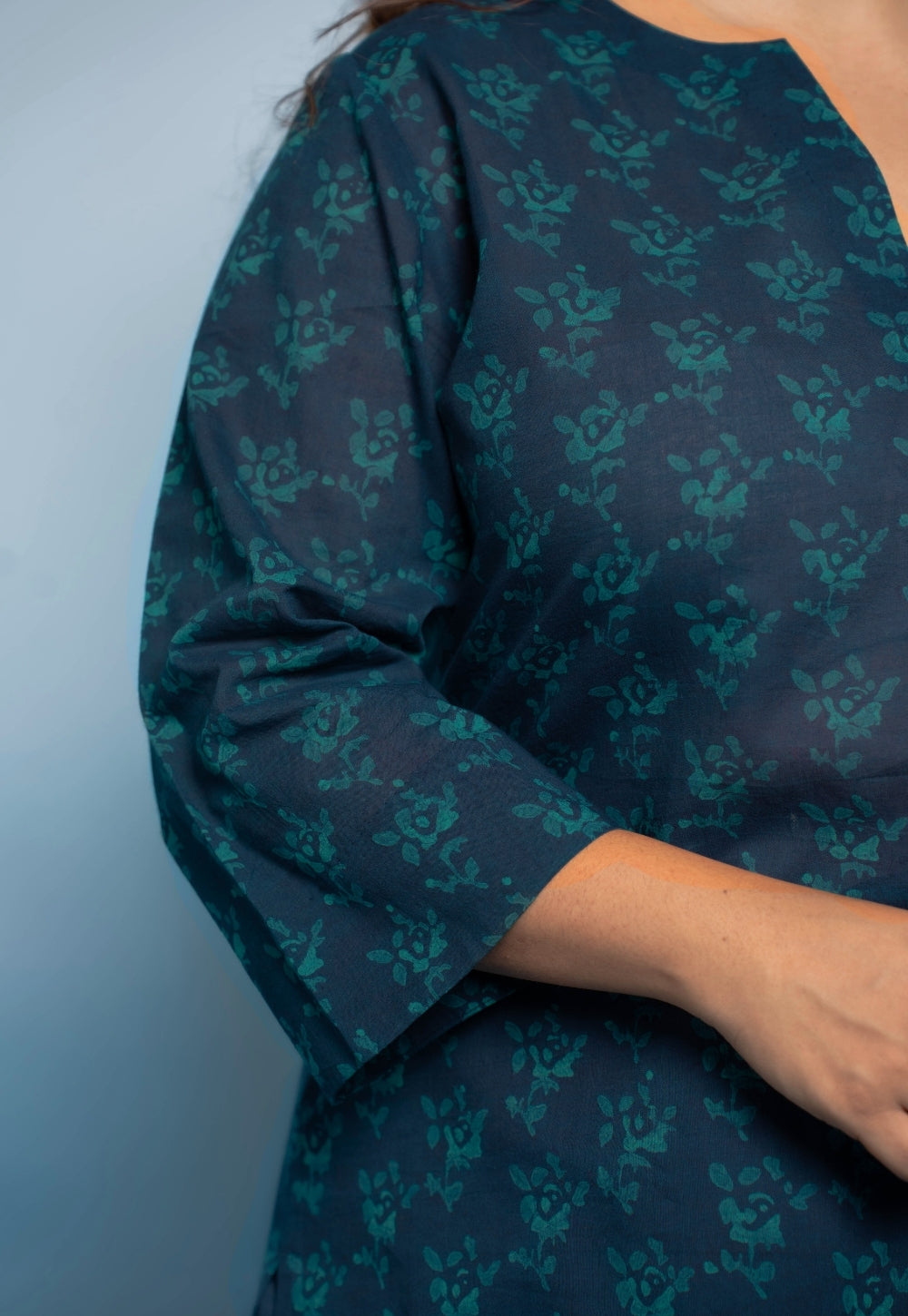 Anvi Blue Dabu Mul Cotton Straight Short Top