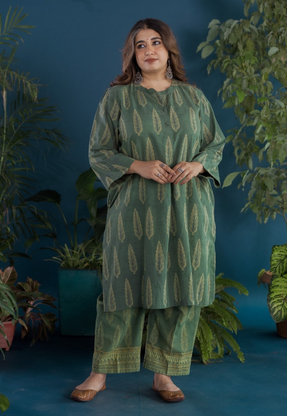 Yashi Green Butta Ajrakh Cotton Straight Pant