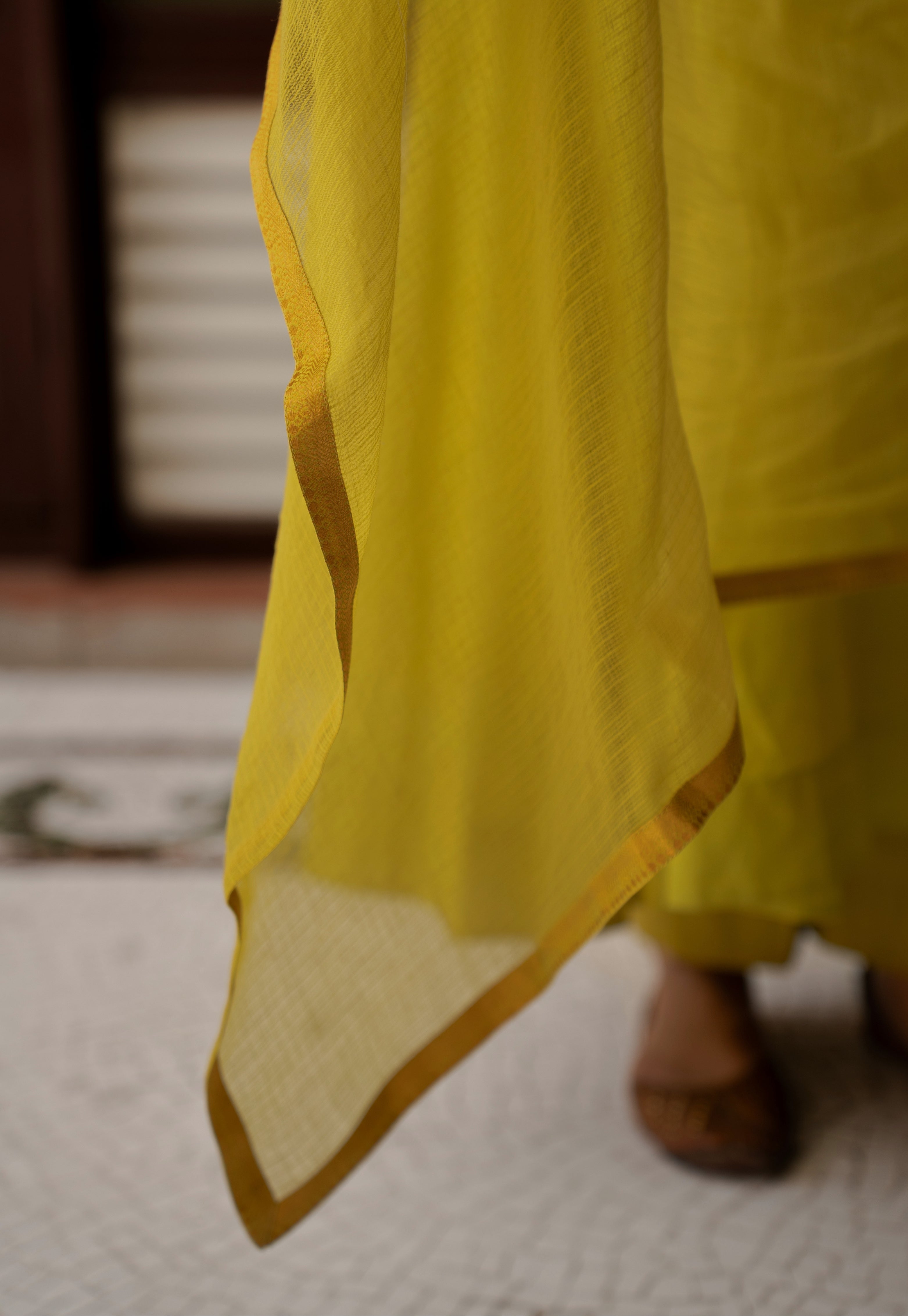 Lime Green Solid Kota Doria Cotton Dupatta with Mangalgiri Border