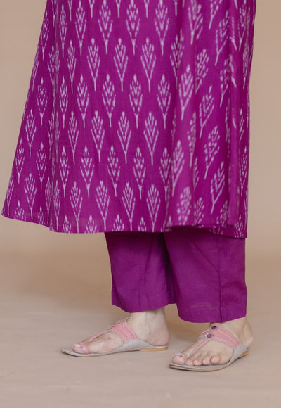 Yashi Purple Solid Cotton Flex Straight Pant