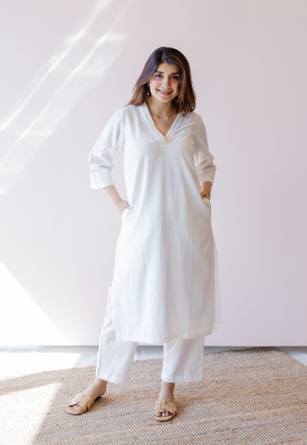 Hemali White Solid Handloom Cotton Straight Kurta