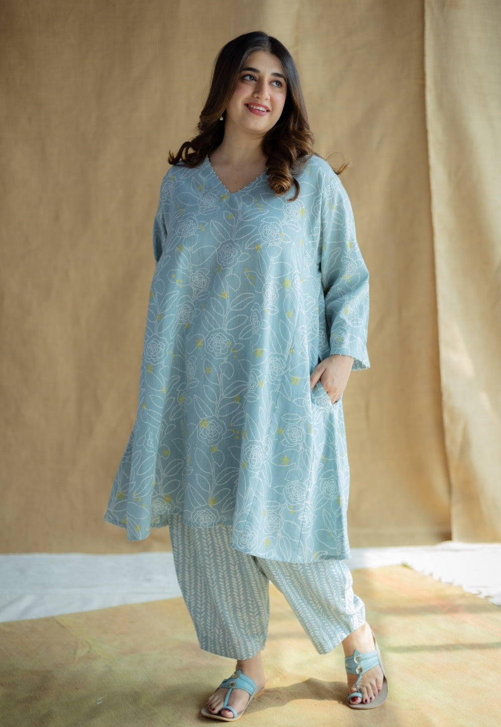 Jazmin Sky Blue Hand Block Print Slub Cotton Anti-Fit Kurta with Hand Embroidery