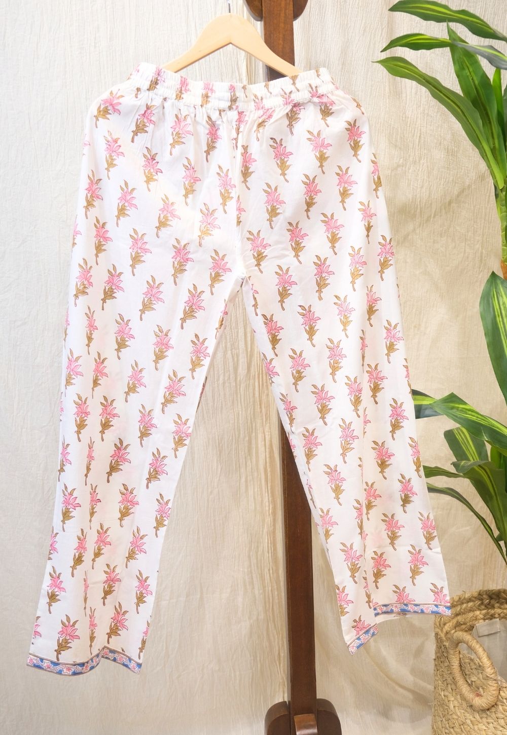 Iffat Sanaganeri Border Cotton Pant