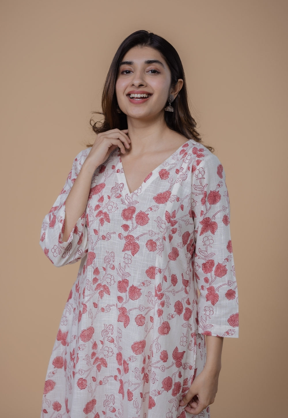 Smriti White Dabu Slub Cotton Kali Kurta Set (Set of 2)
