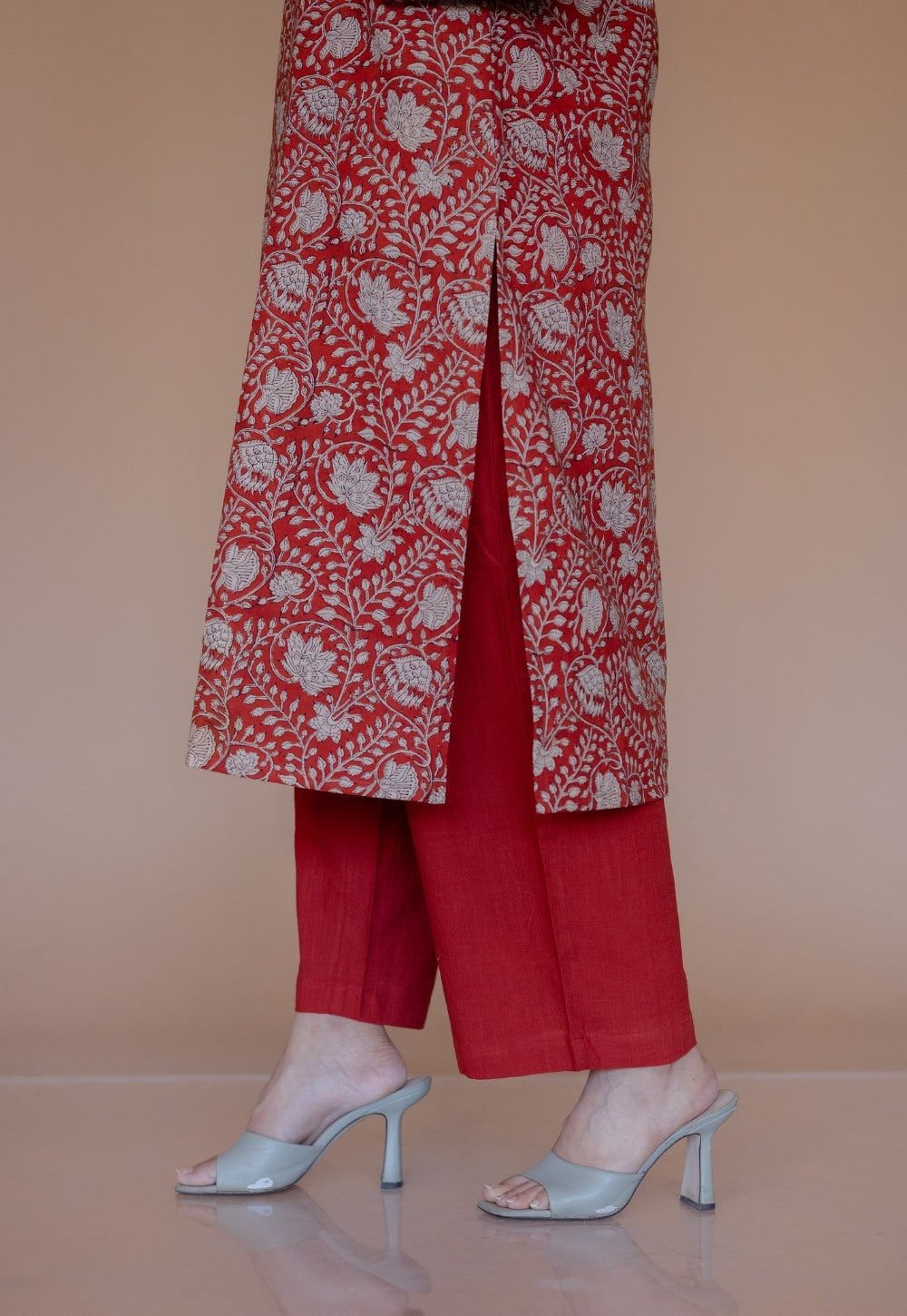 Sarah Red Bagru Cotton Kali Suit Set (Set of 3)