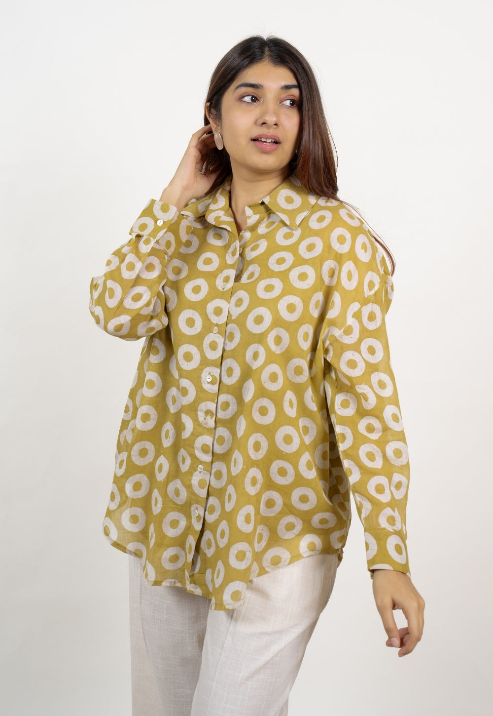 Ruhi Green Batik MulMul Anit-Fit Shirt