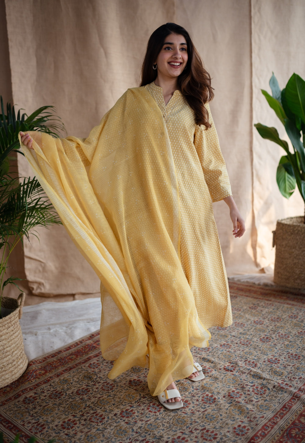 Safira Dabu Slub Cotton Hand Embroidered Kurta
