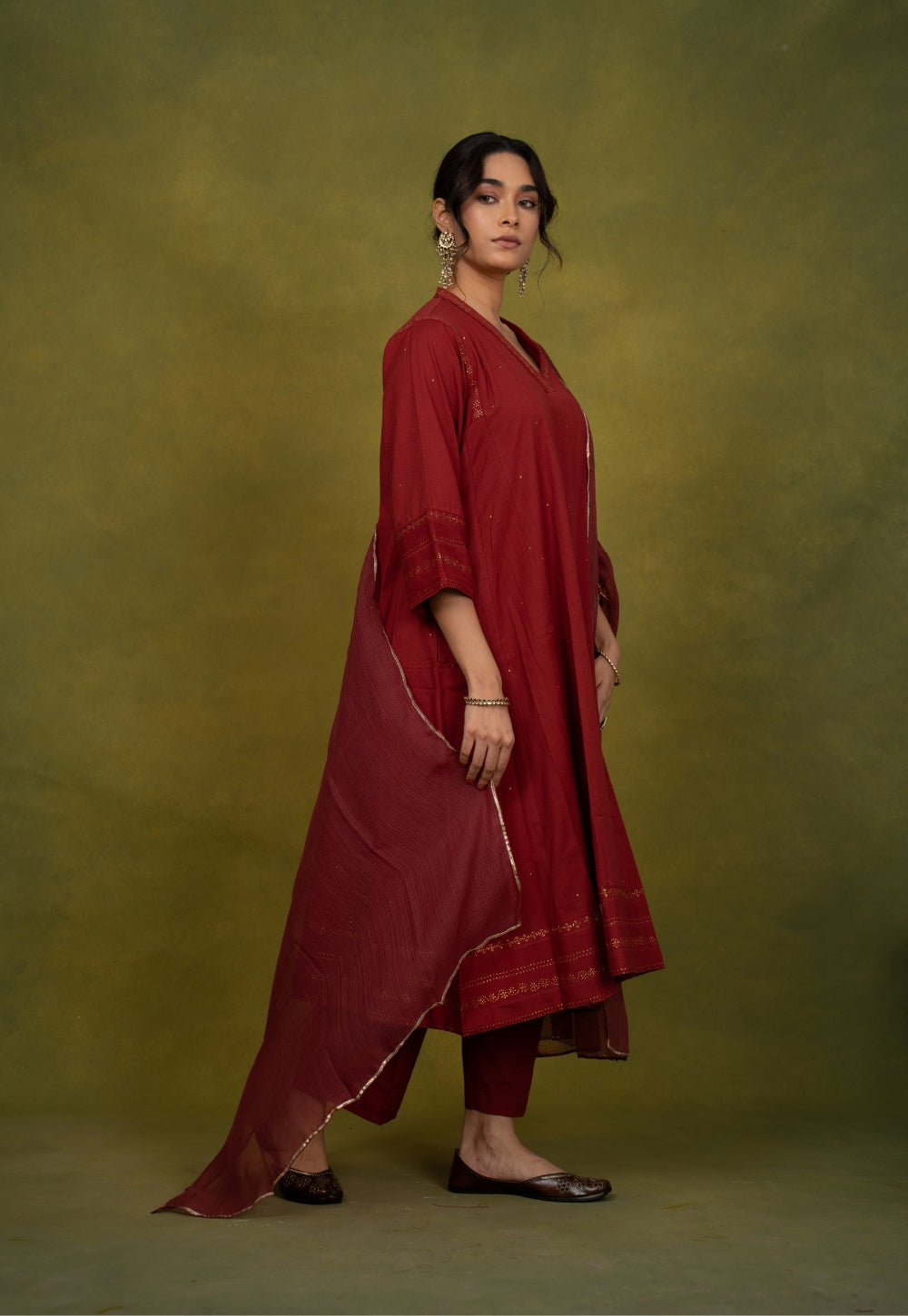 Iqra Red Rogan Handblock Printed Slub Cotton Jhabbha Kali Suit Set (Set of 3)