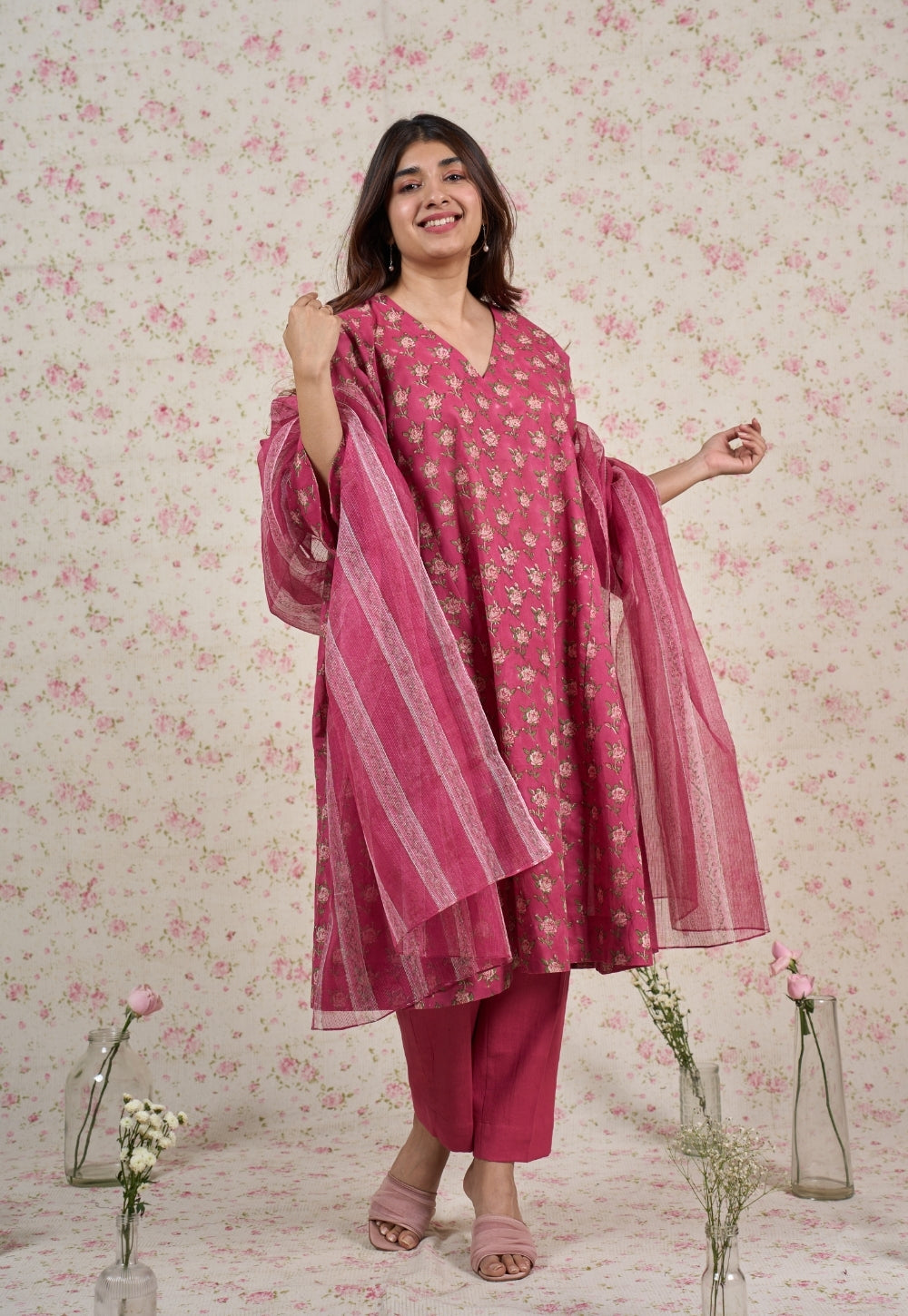 Julia Pink Sanganeri Mul Cotton Jhabbha Kali Kurta