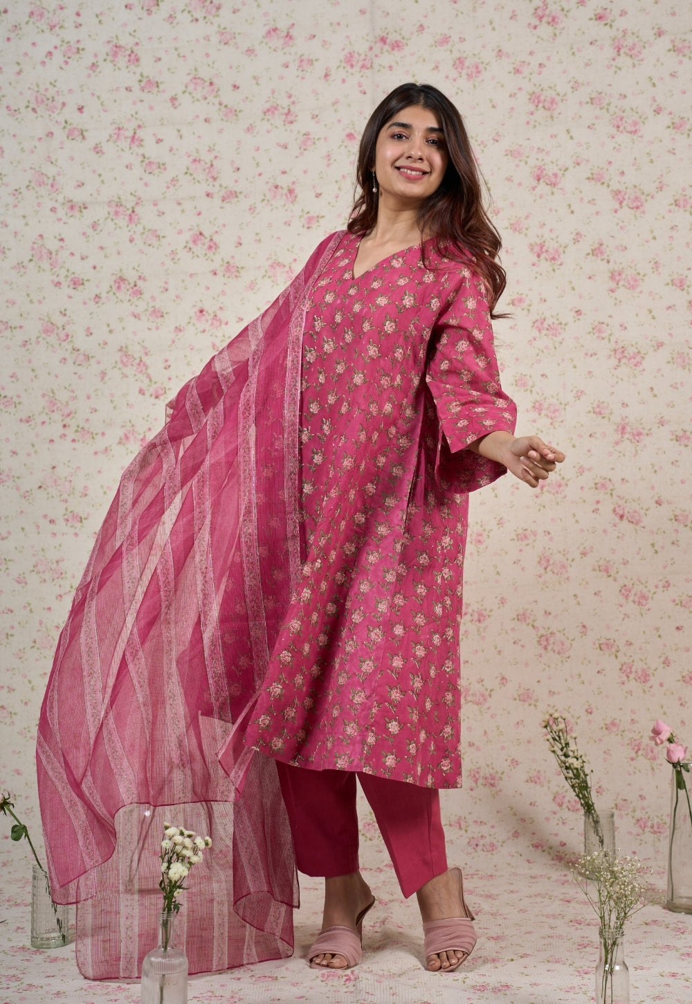 Julia Pink Sanganeri Mul Cotton Jhabbha Kali Kurta