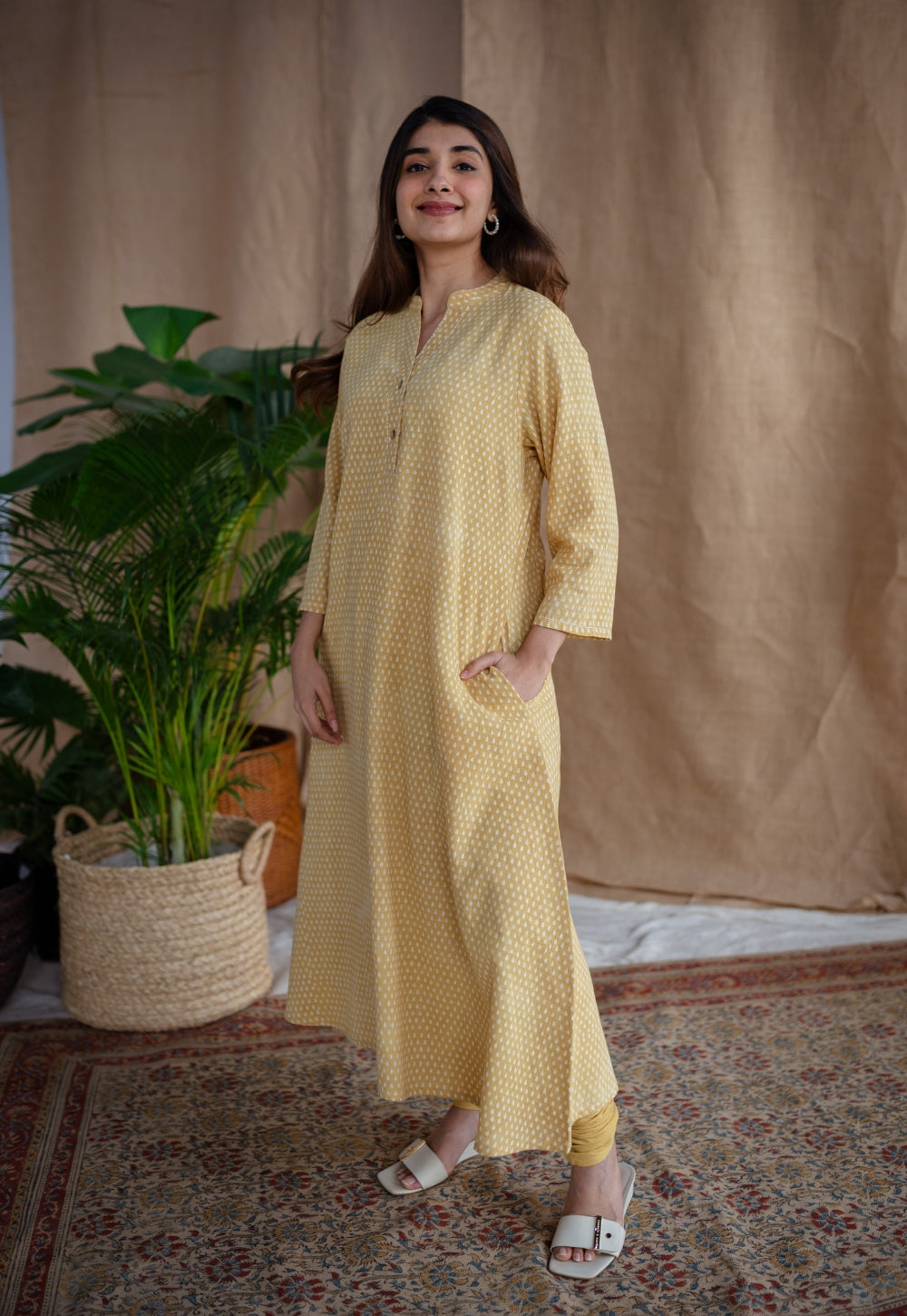 Safira Dabu Slub Cotton Hand Embroidered Kurta