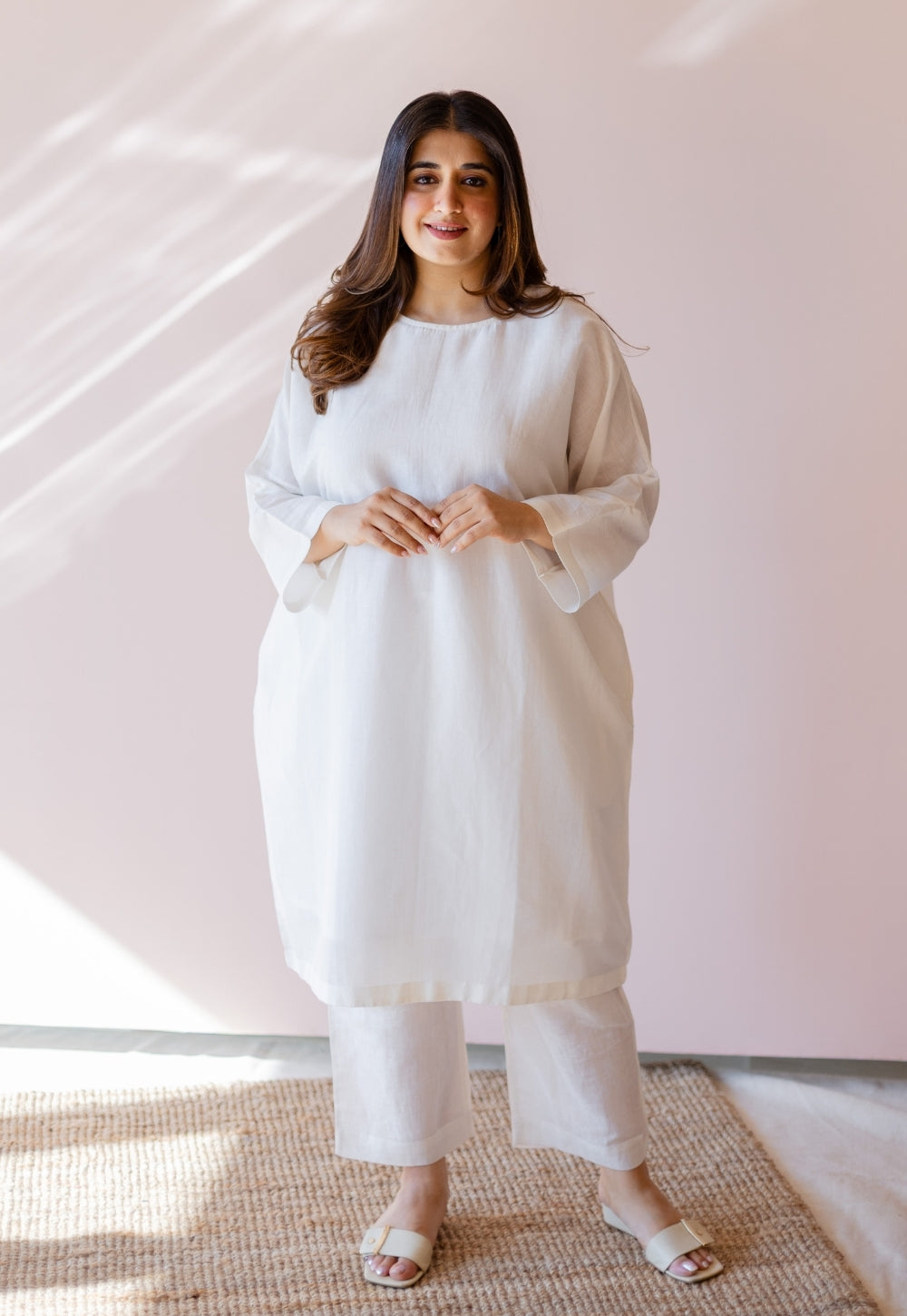 Prerna White Solid Handloom Cotton Linen Anti-Fit Kurta