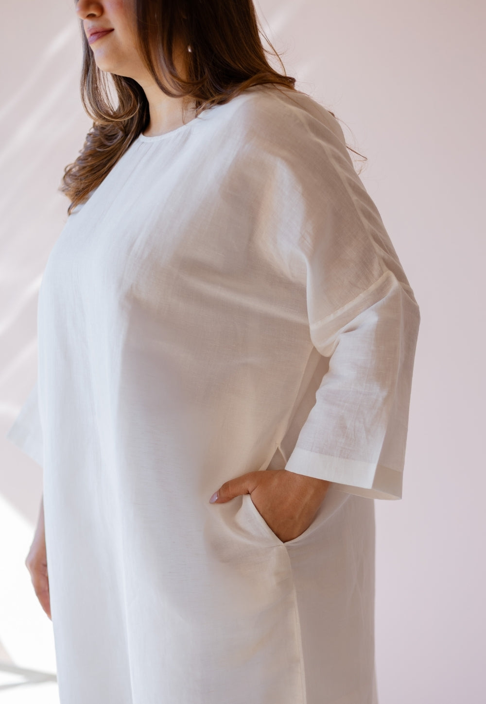 Prerna White Solid Handloom Cotton Linen Anti-Fit Kurta