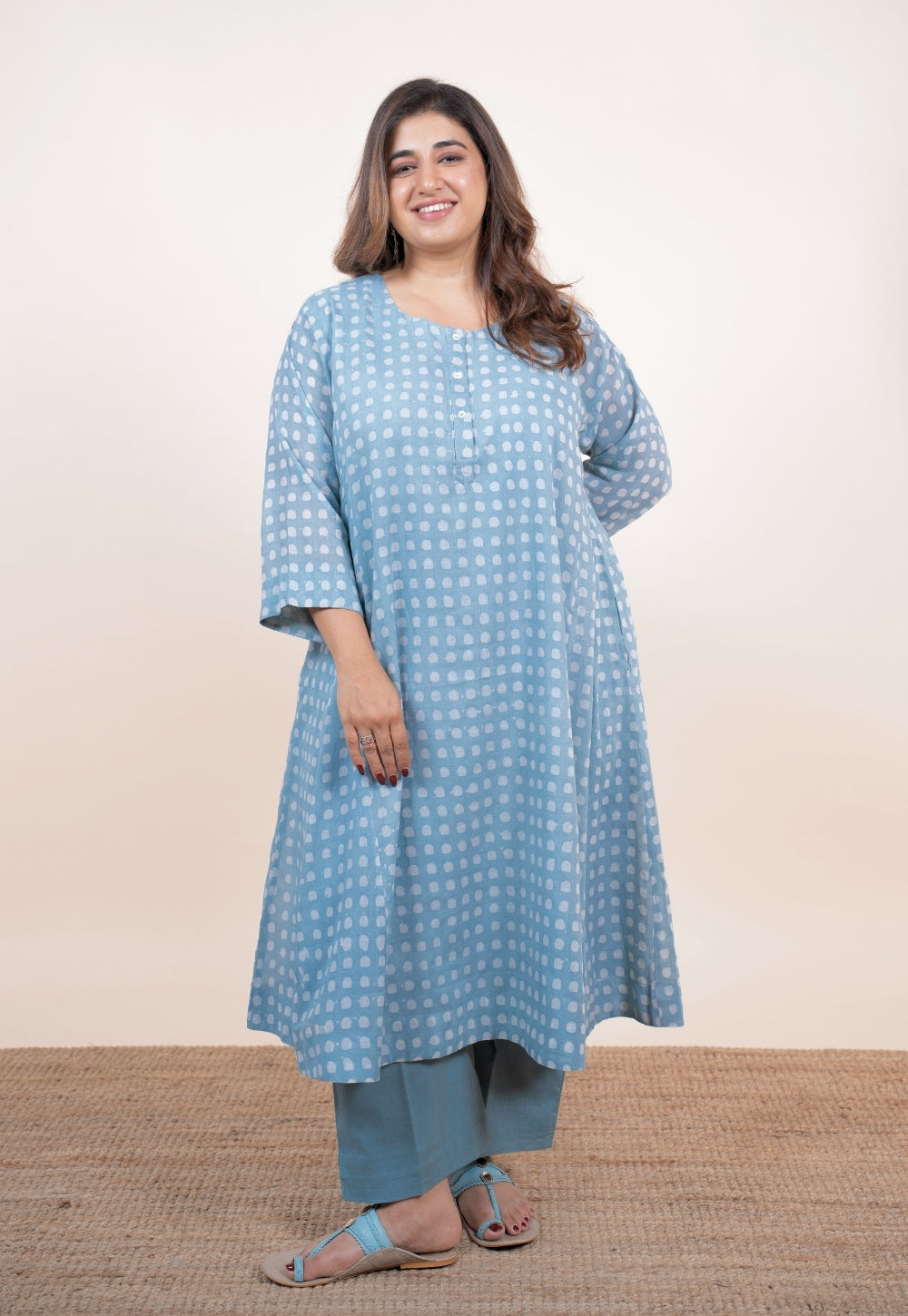 Sufia Blue Batik MuMul Jhabbha Kali Kurta