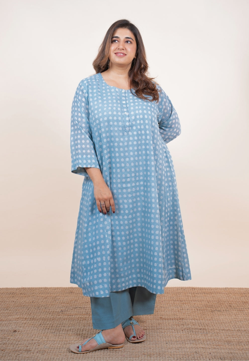 Sufia Blue Batik MuMul Jhabbha Kali Kurta