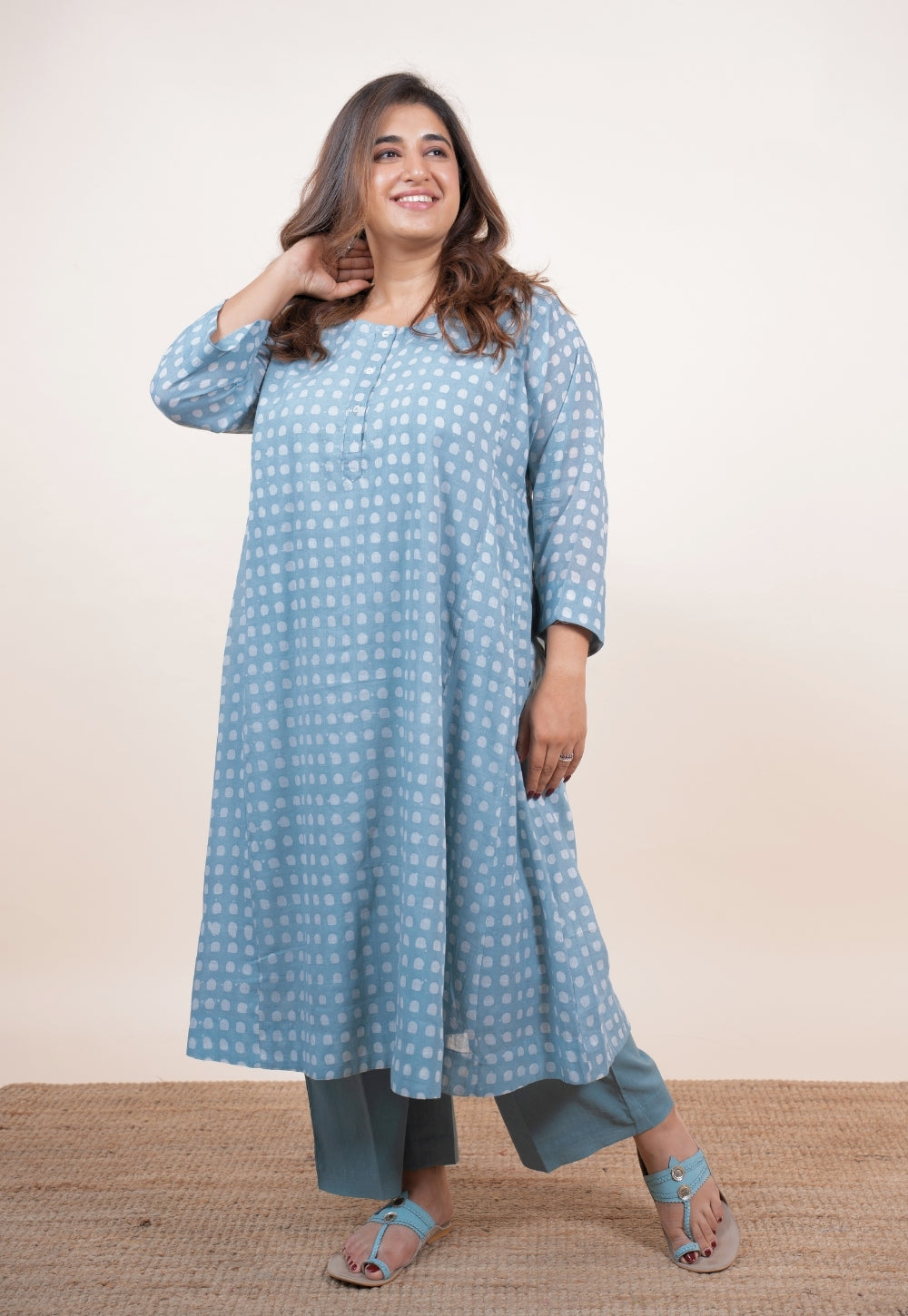Sufia Blue Batik MuMul Jhabbha Kali Kurta