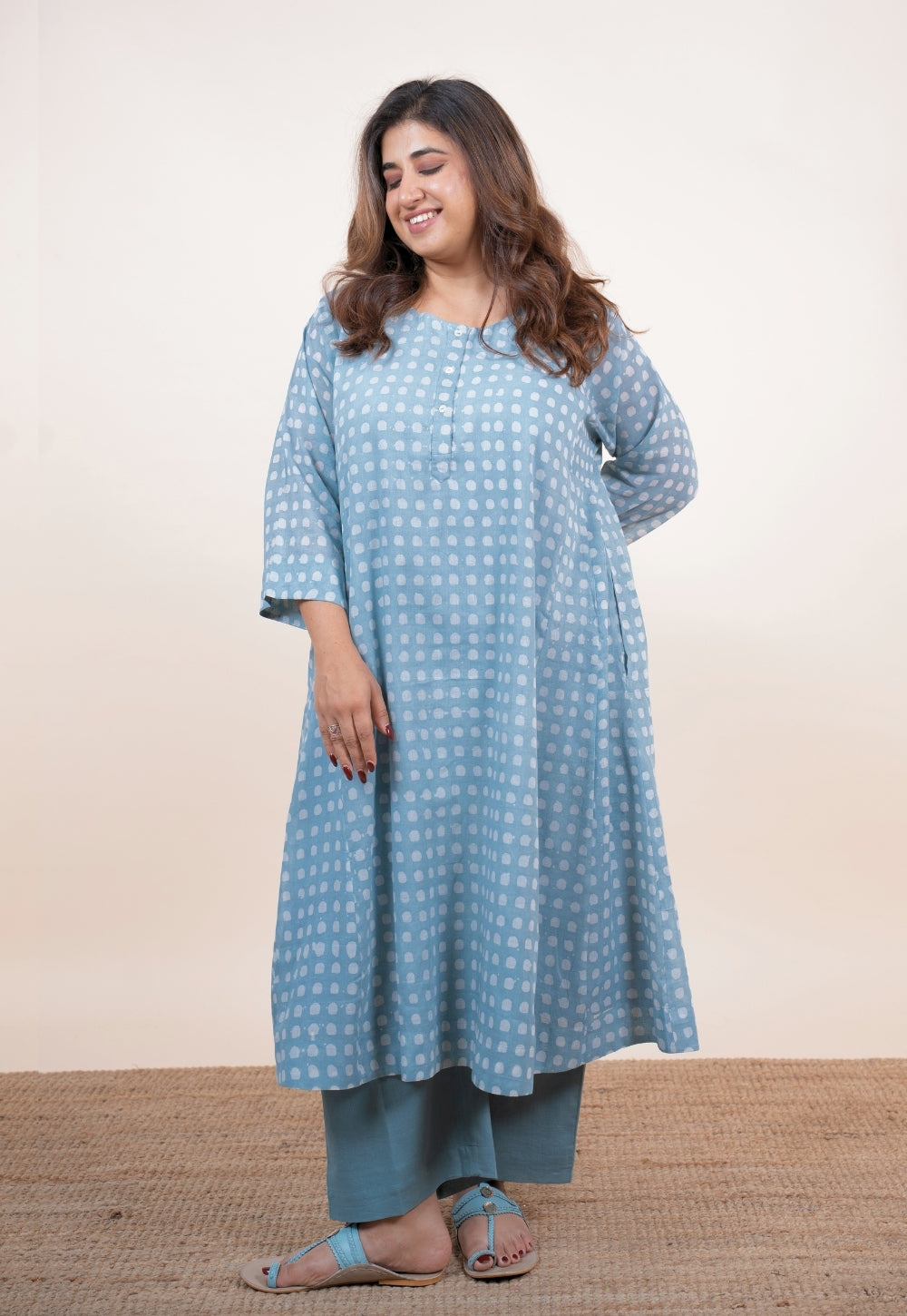 Sufia Blue Batik MuMul Jhabbha Kali Kurta