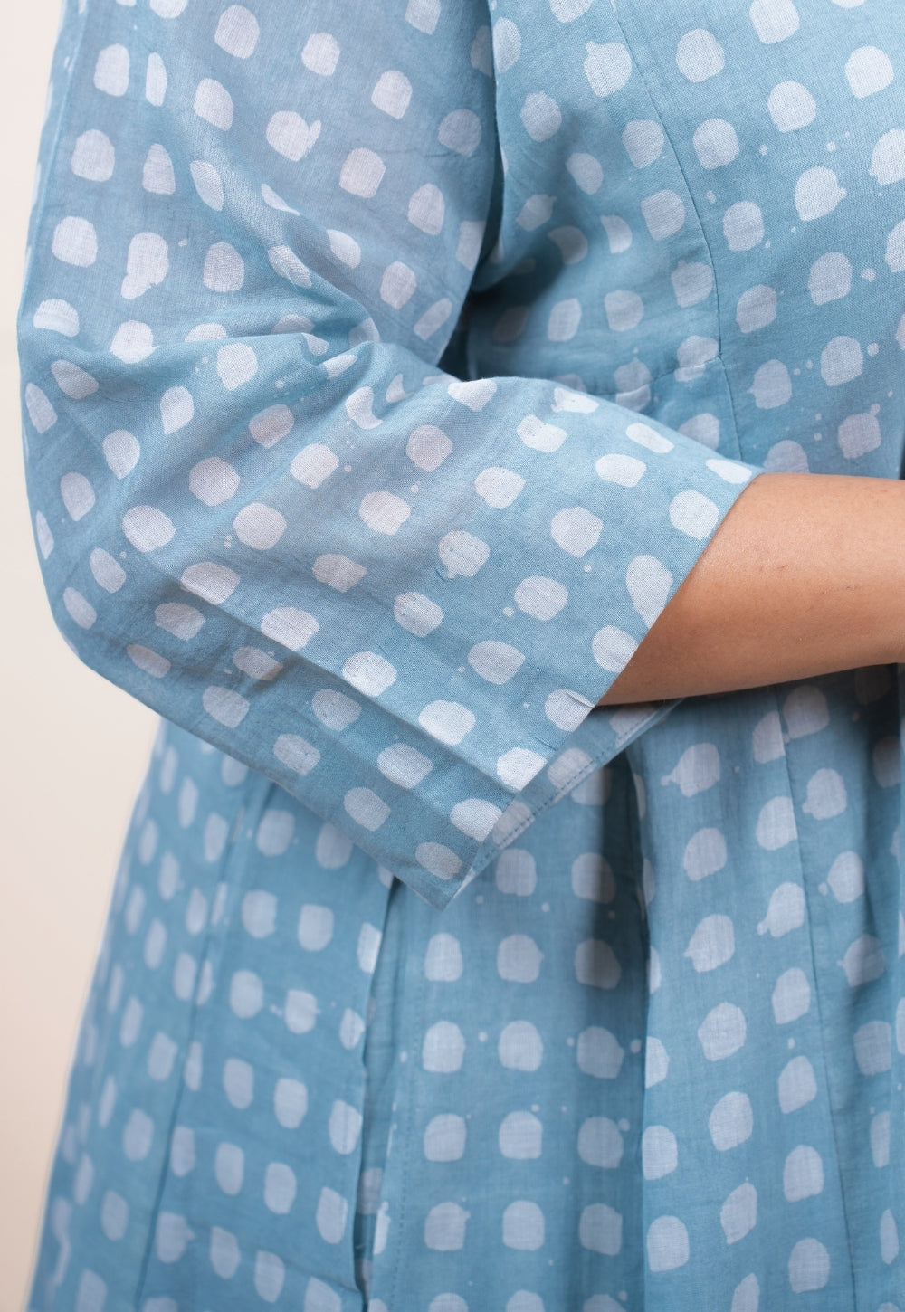 Sufia Blue Batik MuMul Jhabbha Kali Kurta