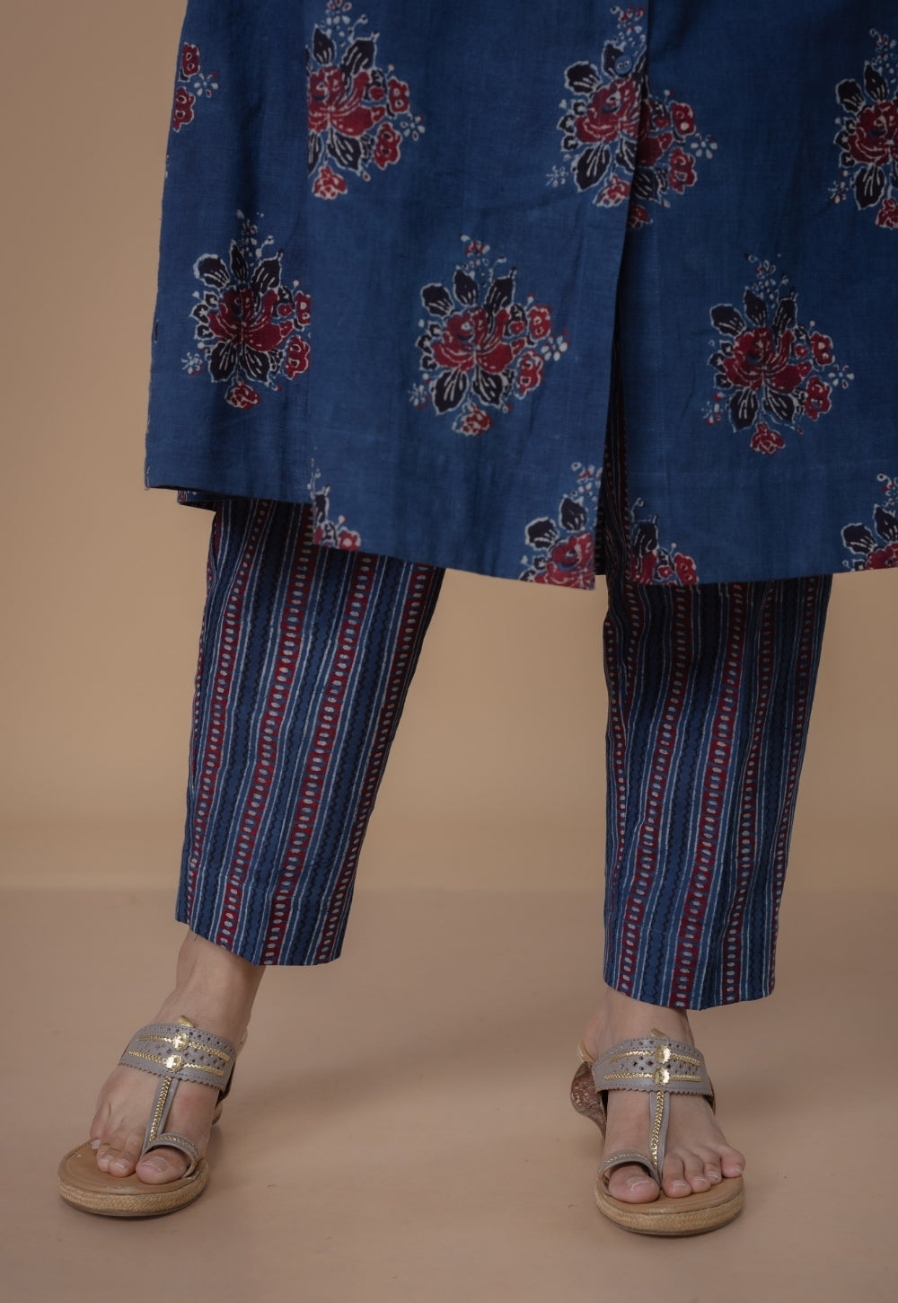 Prita Blue Dabu Slub Cotton Narrow Pant