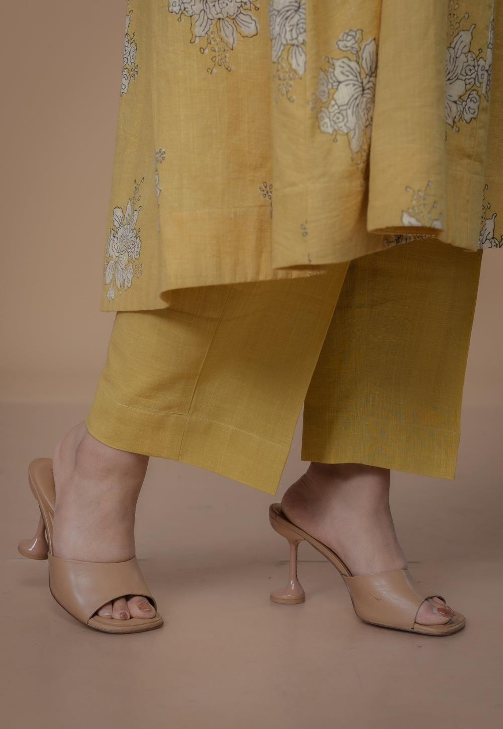 Sakhi Yellow Dabu Slub Cotton Kali Kurta Set (Set Of 2)