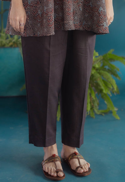 Prita Black Solid Slub Narrow Pant