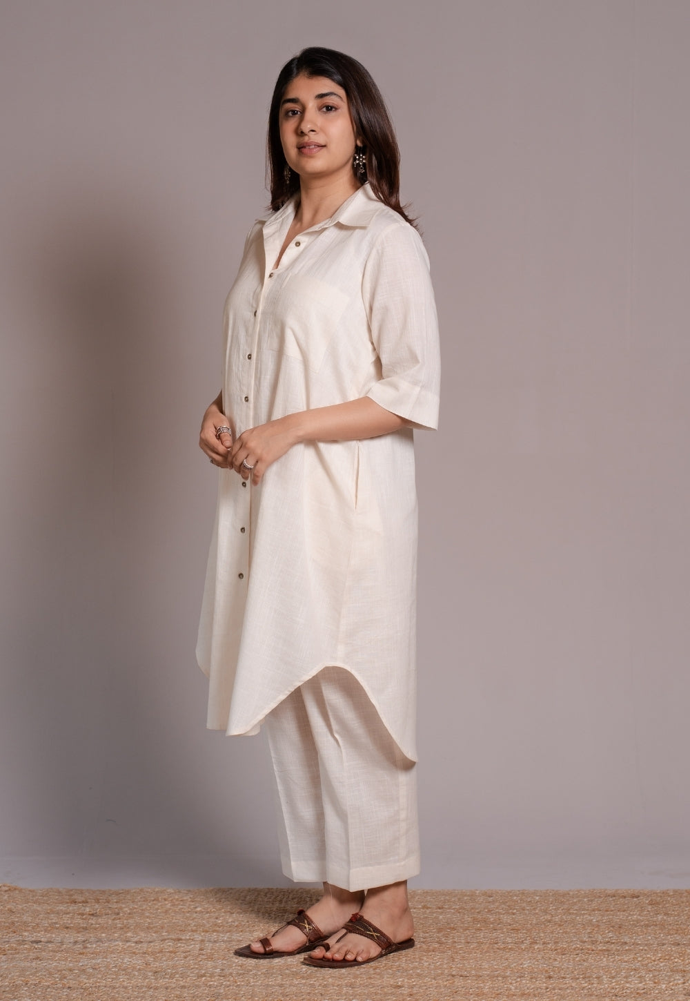 Off White Solid Slub Cotton Straight Kurta - DyeVerse